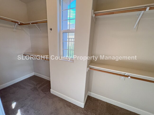 Building Photo - AVAILABLE NOW - Beautiful Home with Views in Toscano Neighborhood - 3 Bed / 2.5 Bath