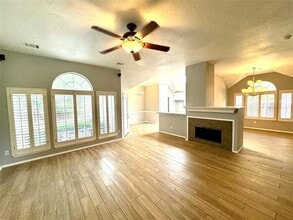 Building Photo - 10216 Mallory Dr