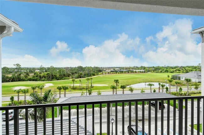 Building Photo - 12180 Wellen Golf St