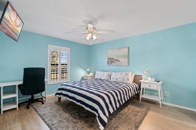 Building Photo - 600 Neapolitan Way