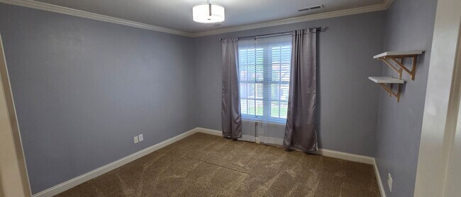 Building Photo - Beautiful Home with a full in law suite in Lewisville