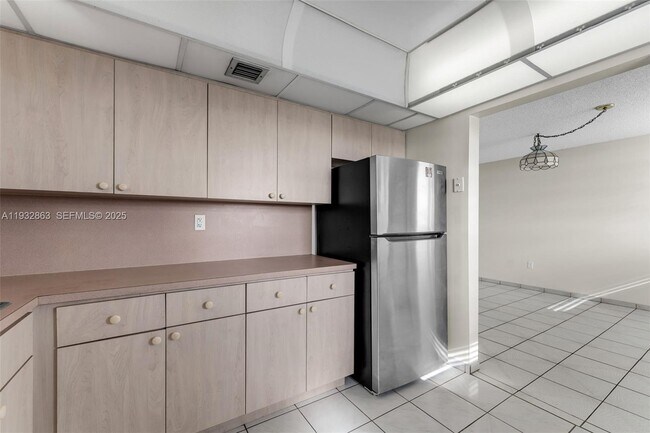 Building Photo - 14180 SW 84th St