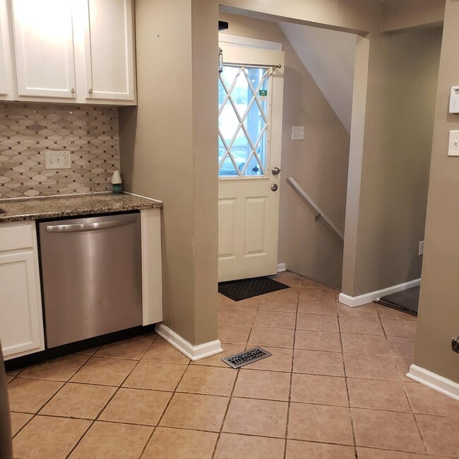 Building Photo - 3 Sagebrush Ct