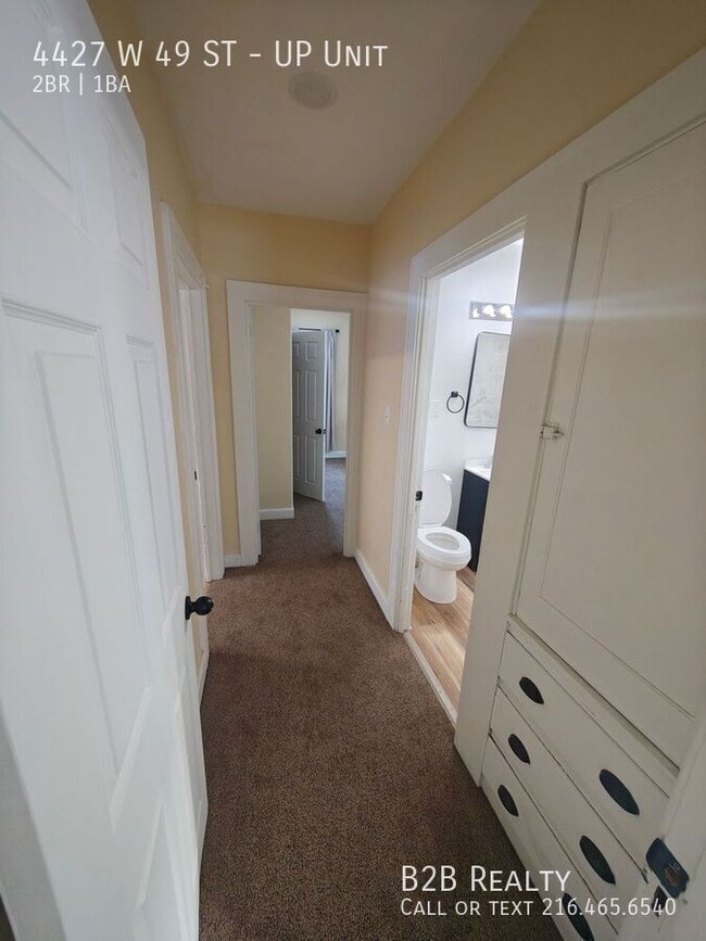 Building Photo - 4427 W 49th St