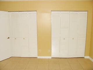 Building Photo - 1605 Meadows Cir