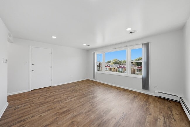 Building Photo - 4510 W 55th St