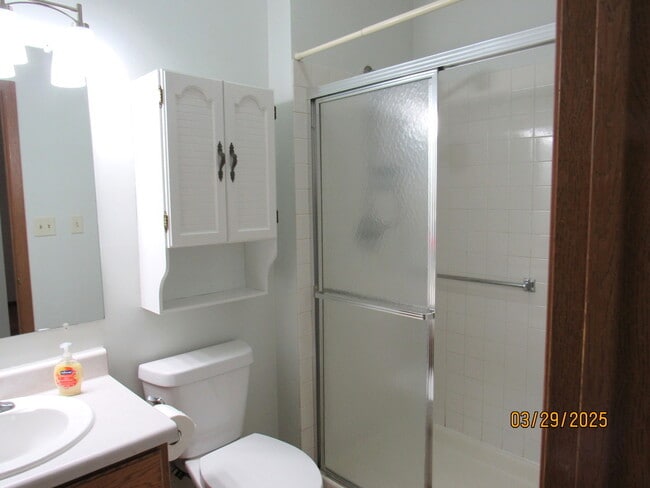 Building Photo - 1735 Chesapeake Ln