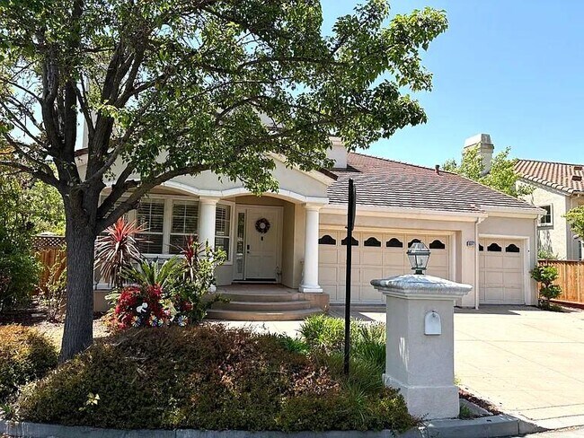 Building Photo - 6041 Assisi Ct
