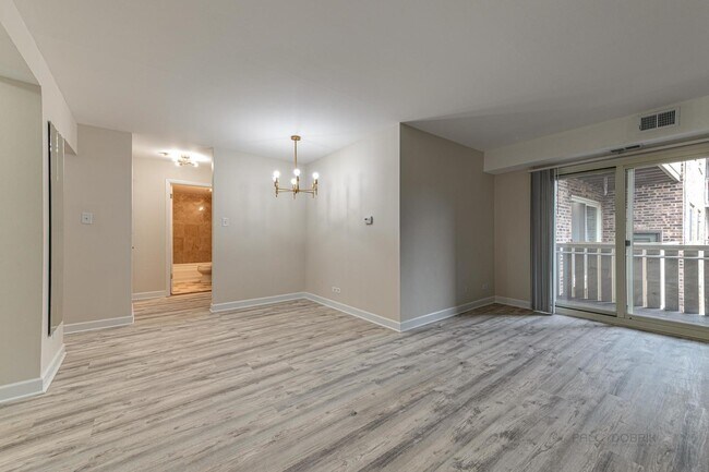 Building Photo - 675 Grove Terrace