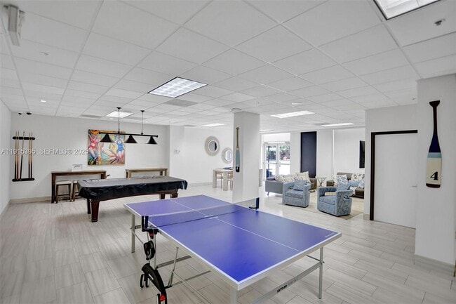 Building Photo - 19390 Collins Ave