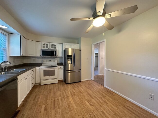 Building Photo - COMING SOON! Beautiful House in Tates Creek! 3 BR, 2.5 Baths, Finished Basement & Garage