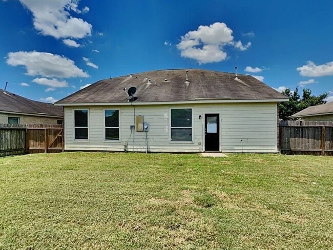 Building Photo - 3915 Hawthorn Glen Ct