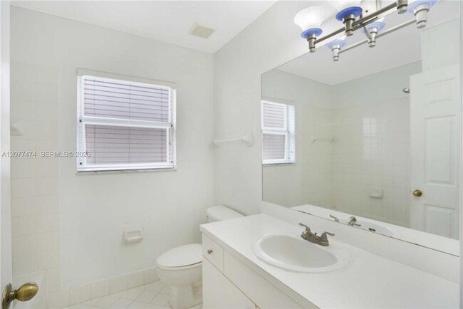 Building Photo - 13950 SW 155th Ct