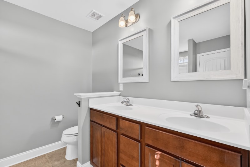 Building Photo - 3325 Lacewing Dr