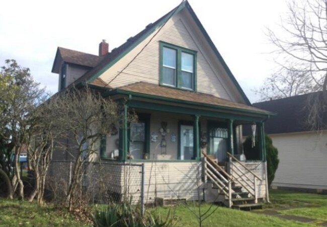 Primary Photo - 4 Bedroom Home for Rent!