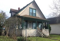 Building Photo - 4 Bedroom Home for Rent!