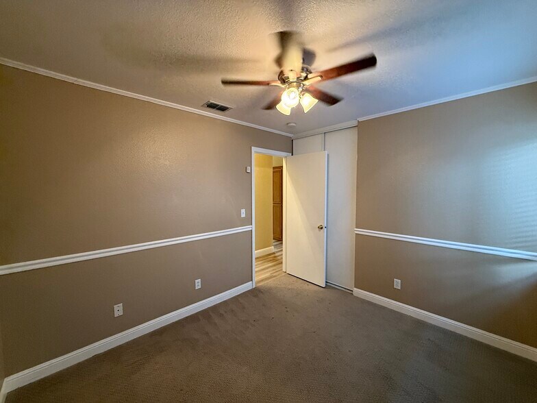 Building Photo - 278 Havenwood Cir