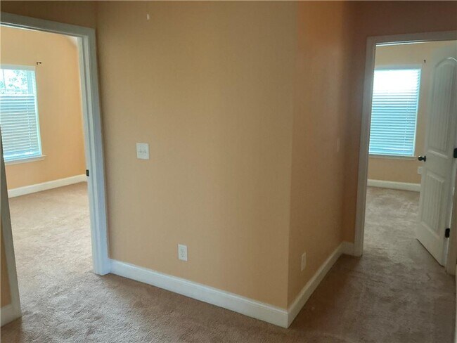 Building Photo - 1205 Pebble Rock Rd