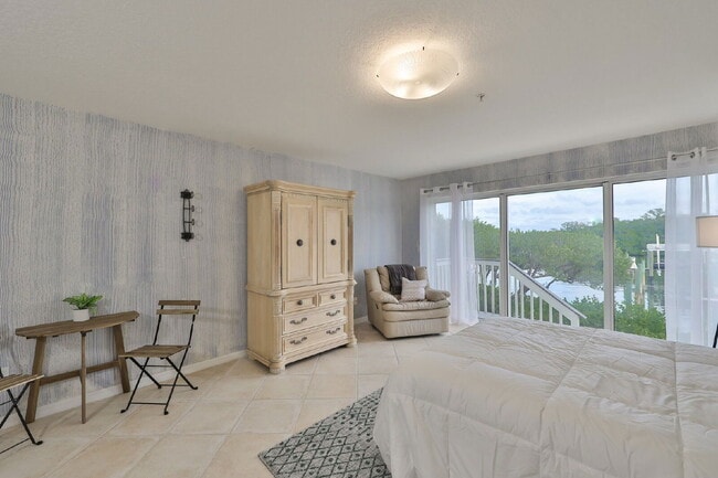 Building Photo - 1593 Pinellas Bayway S