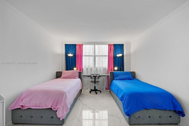 Building Photo - 210 174th St