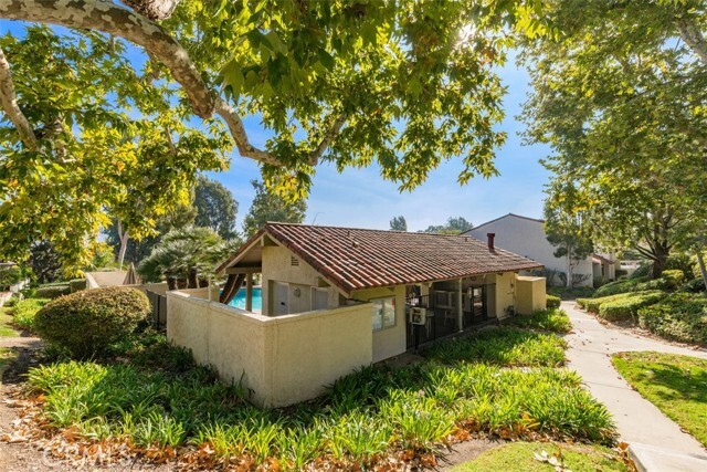 Building Photo - 25572 Spinnaker Dr