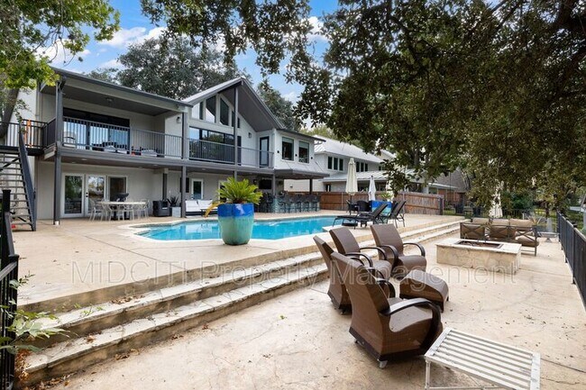 Building Photo - 180 Lake Ridge Dr