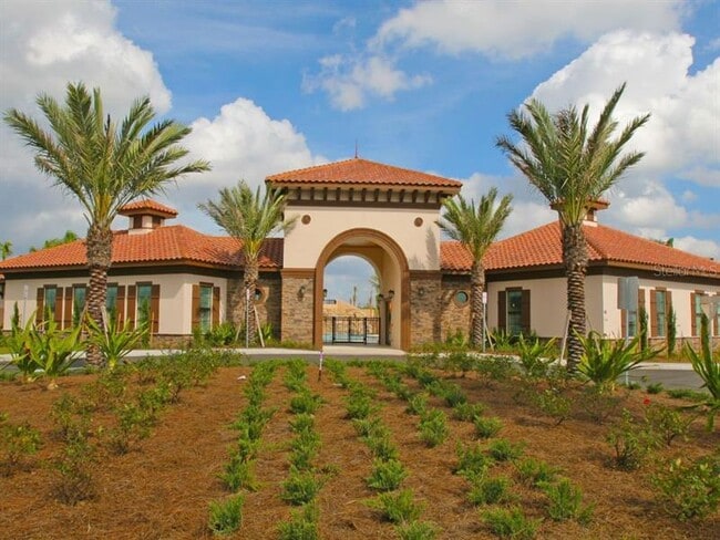 Building Photo - 7604 Oakmoss Loop