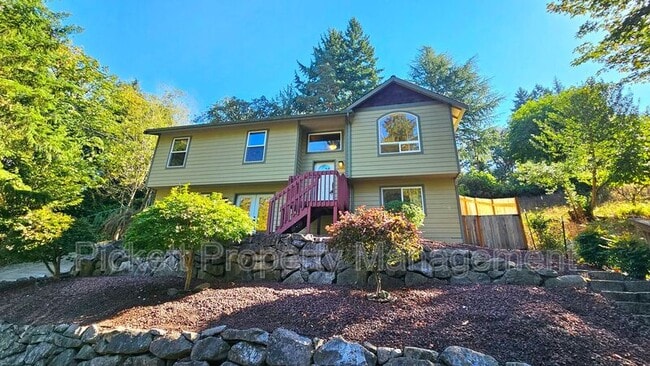 Building Photo - 1330 Corbet Dr