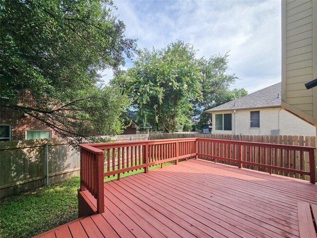 Building Photo - 8321 Cambria Dr