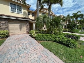 Building Photo - 9429 SW Purple Martin Way