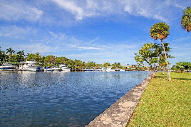 Building Photo - 601 Three Islands Boulevard