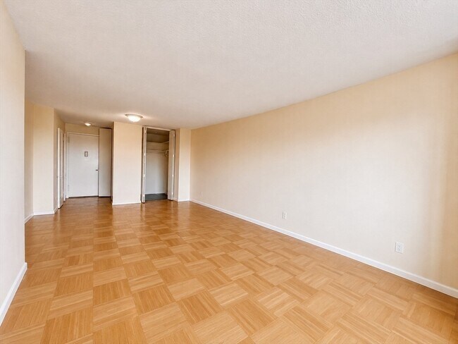 Building Photo - 151 Tremont St