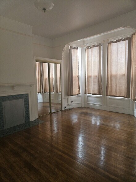 Building Photo - 951 Shotwell St