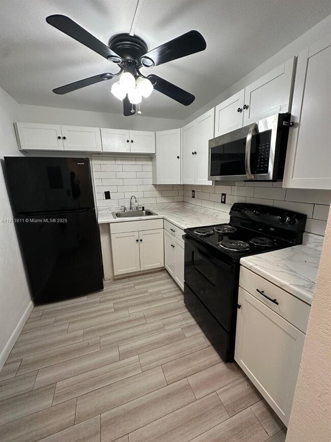 Building Photo - 505 NW 177th St