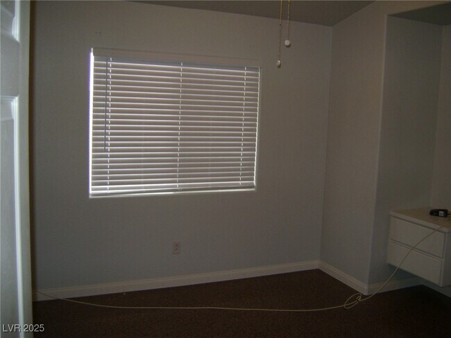 Building Photo - 1753 Sunflower Ct
