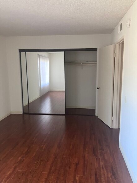 Building Photo - 5000 Laurel Canyon Blvd