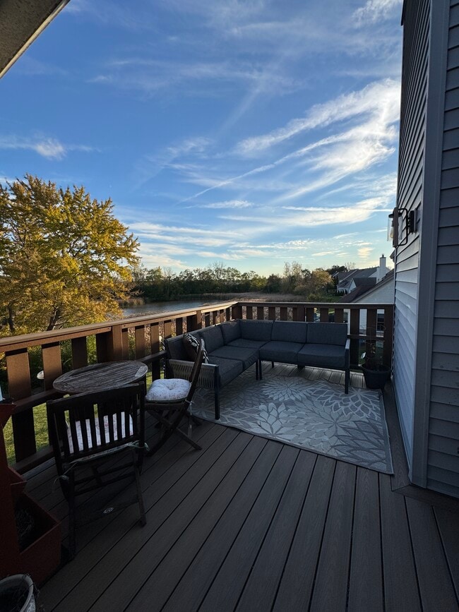 Building Photo - 906 Thornwood Dr