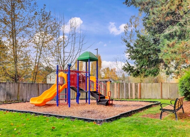 Building Photo - 15855 NE 92nd Way