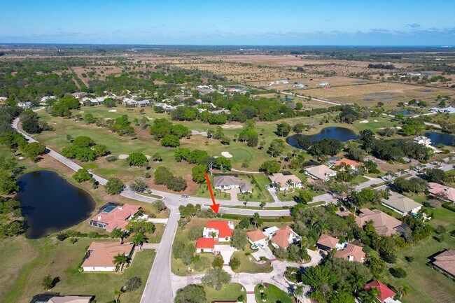 Building Photo - 3000 Conifer Dr