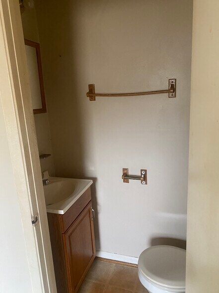 Building Photo - 6165 Timberland Dr