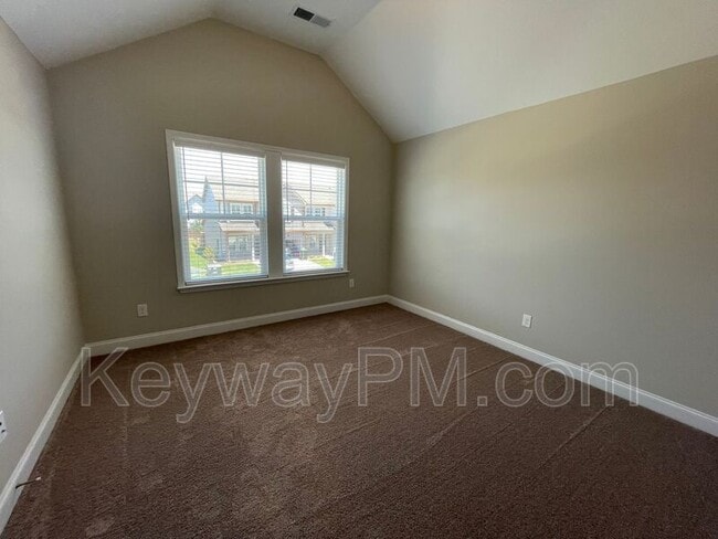 Building Photo - 3099 Venetian Dr