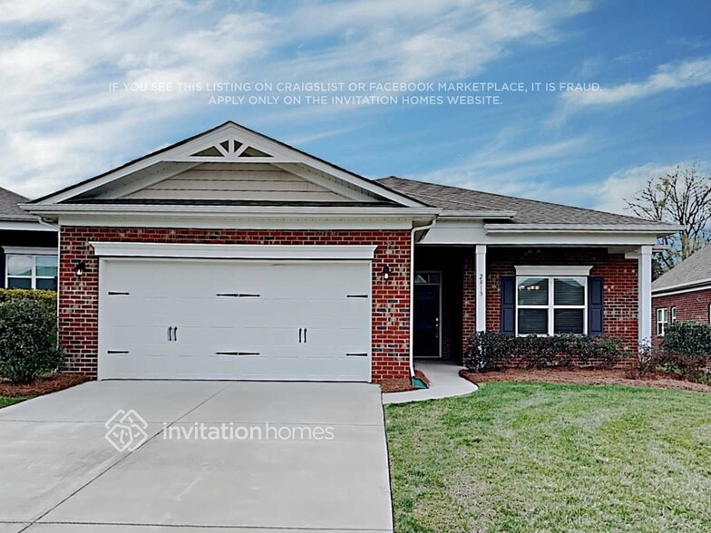 Primary Photo - 2813 Santiago Circle