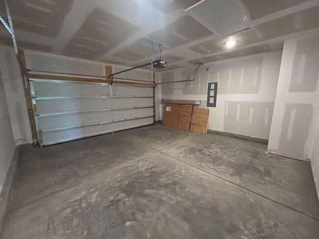 Building Photo - 1110 Barrington Wy
