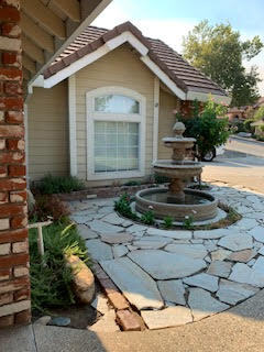 Building Photo - 6015 Oak Hill Dr