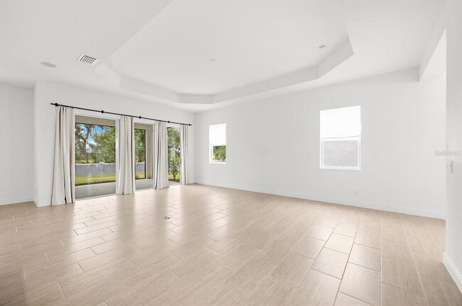 Building Photo - 13744 Old Creek Ct