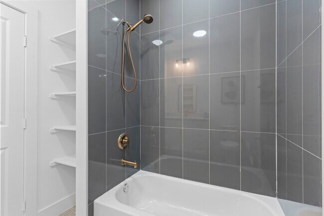 Building Photo - 1517 Egypt St