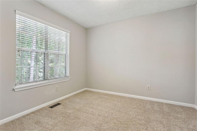 Building Photo - 525 Abbotts Hill Ln