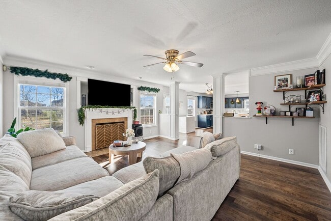 Building Photo - 2499 Old Timber Ct