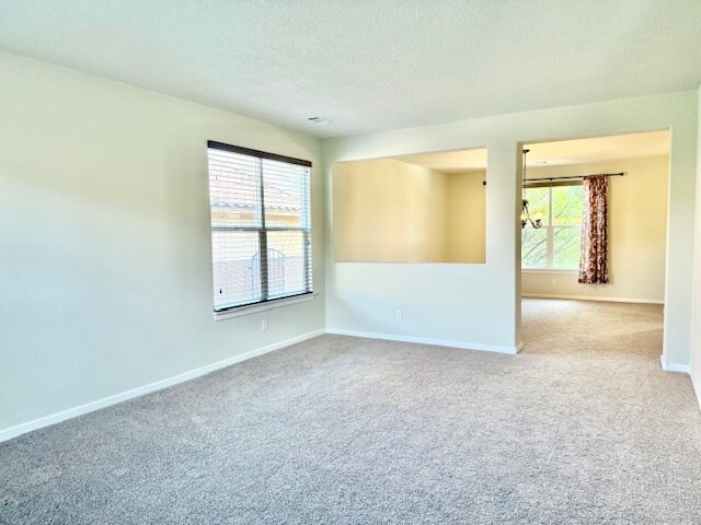 Building Photo - 15 Los Miradores Dr NE