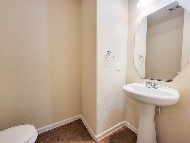 Building Photo - 21522 Stonecross Terrace Ln